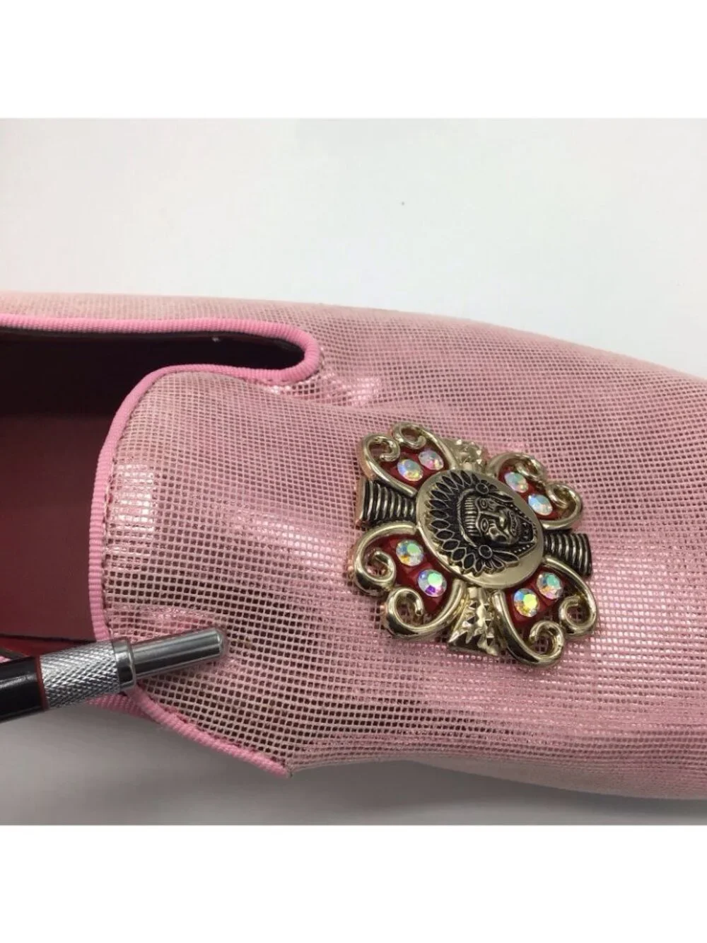 Royal Shoes Men's Metalic Pink Dress Shoes Embellished W/Aztec Medallion Sz 8.5